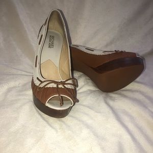 Michael Kors Vintage Pumps